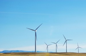 wind-turbines-1-1416171-639x418