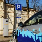 elektroautos-solarbatterien-feldversuch-berlin
