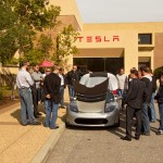 daimler-steigt-komplett-bei-tesla-aus