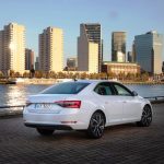 skoda-superb-elektroauto