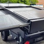 tesla-solaranhaenger