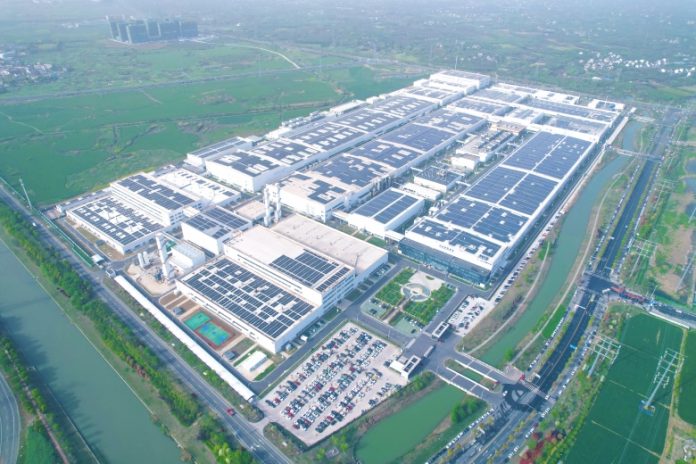 svolt-feststoffakkus