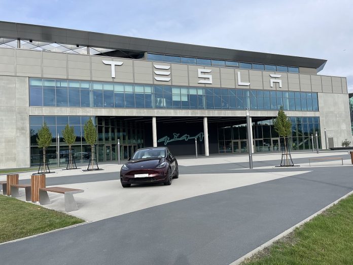 tesla-akkus-berlin tesla-akkus-berlin